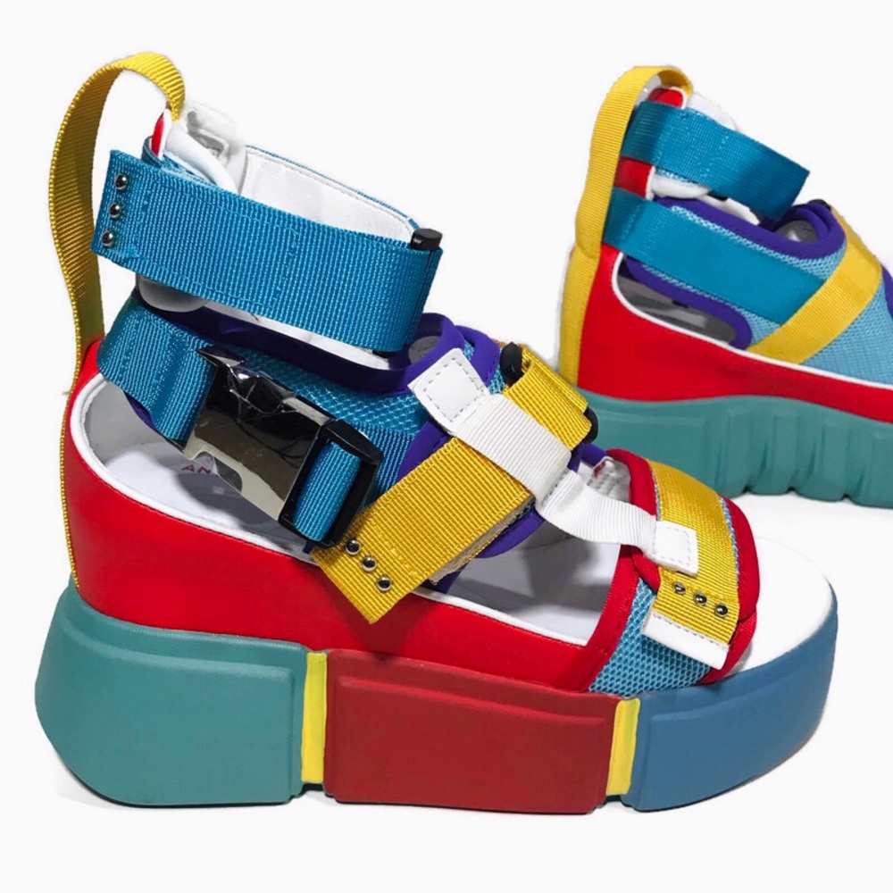 Women's Chunky Multicolor Sandals. Multiple Sizes.